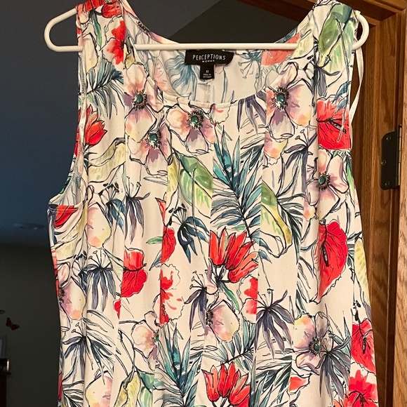 Casual Summer Dress - Picture 1 of 4